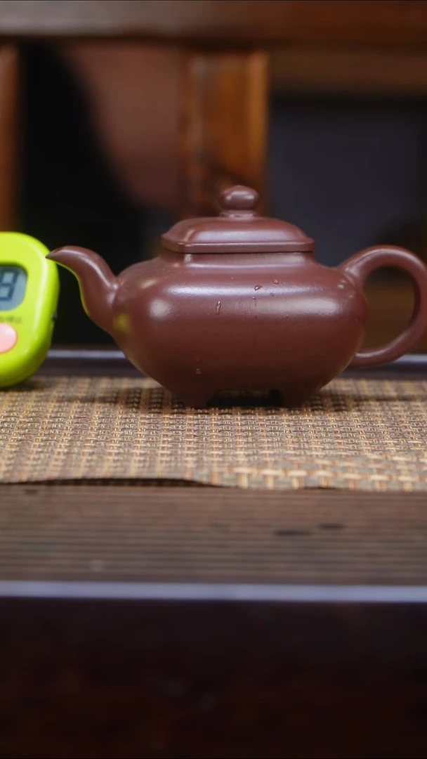 茶壶紫砂小*预估雨天