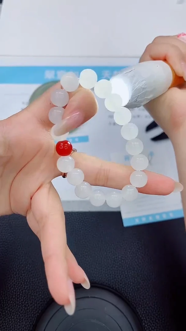 石英质玉手镯未镶嵌白月光手串