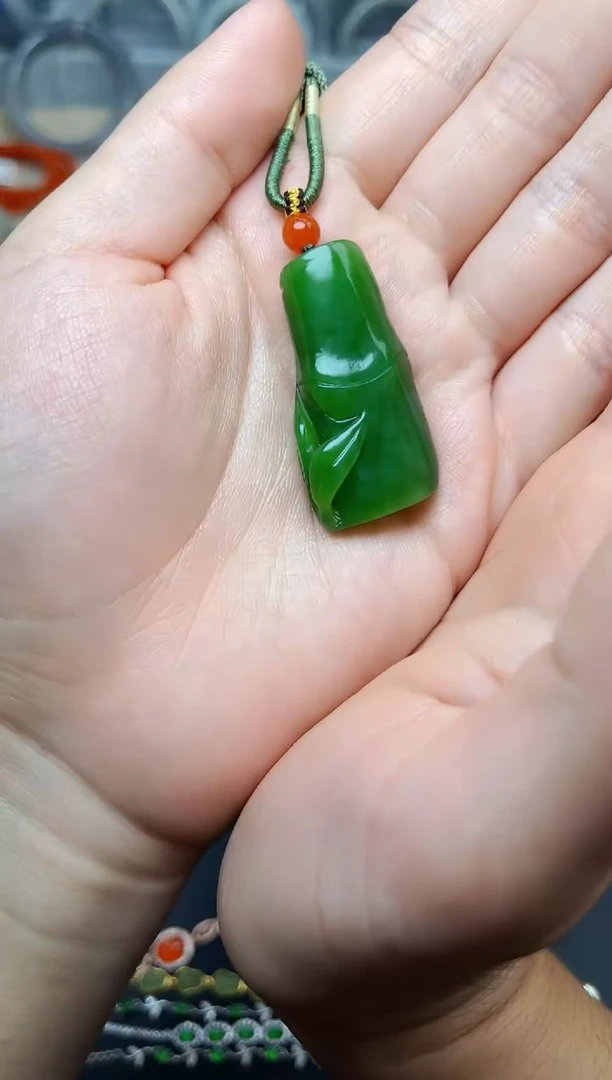 和田玉未镶嵌颈饰竹节06