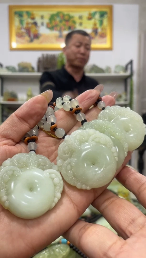 【闪购商品】岫玉吊坠未镶嵌多样性发货其中发一件