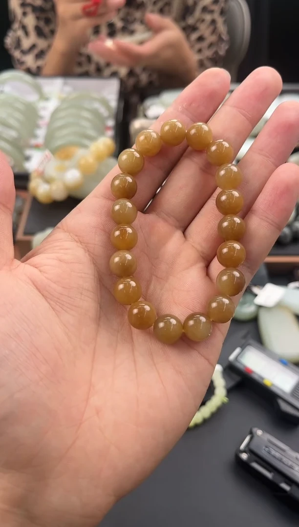 未镶嵌手串和田玉且末金山纯糖手串卡10微色差
