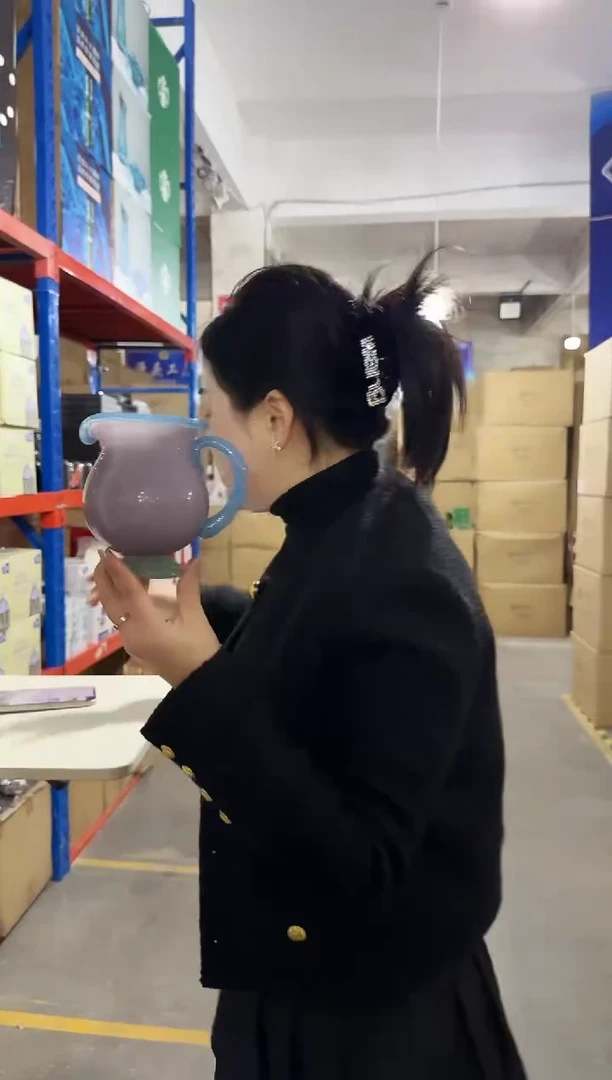 私花主义花瓶-hgfytyhi