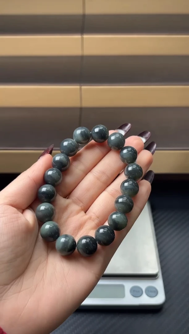 未镶嵌手串和田玉若羌微色差卡12PM