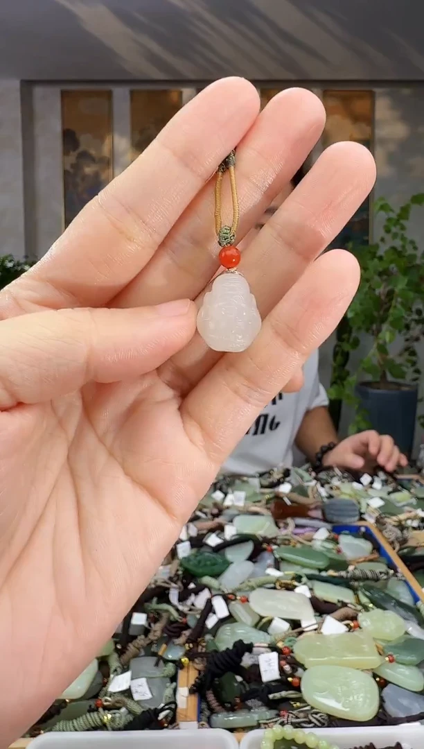 未镶嵌和田玉挂件拍一发一