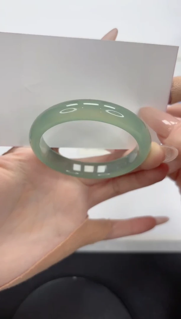 【闪购商品】石英质玉手镯未镶嵌A408-50.6