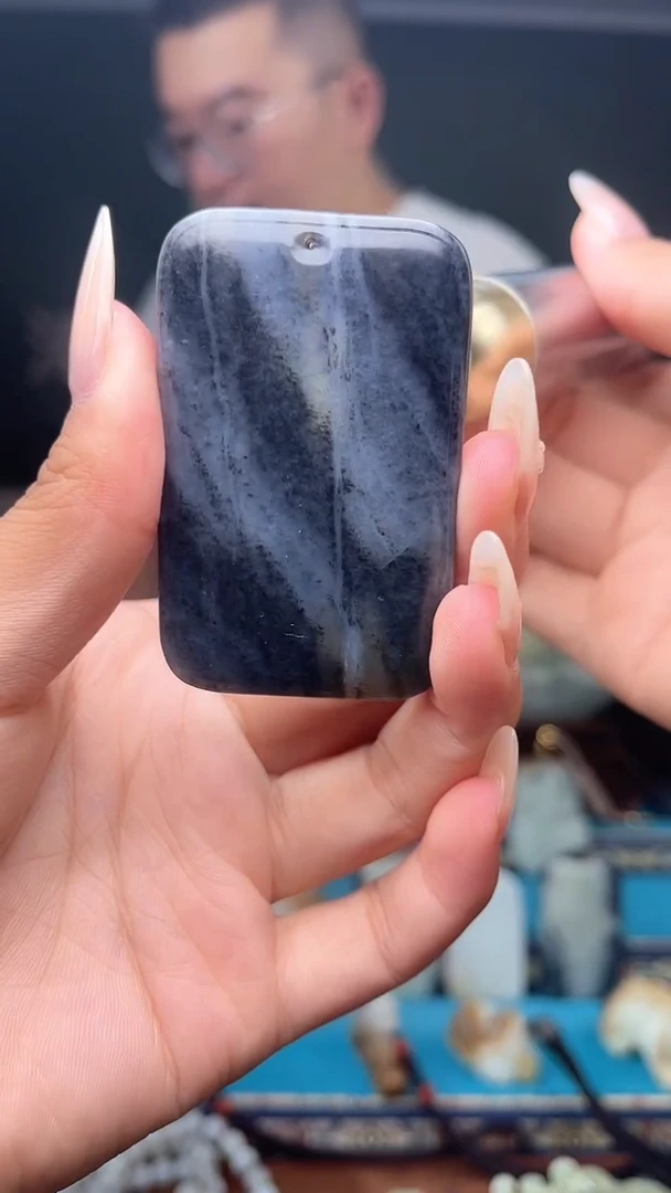未镶嵌和田玉挂件1