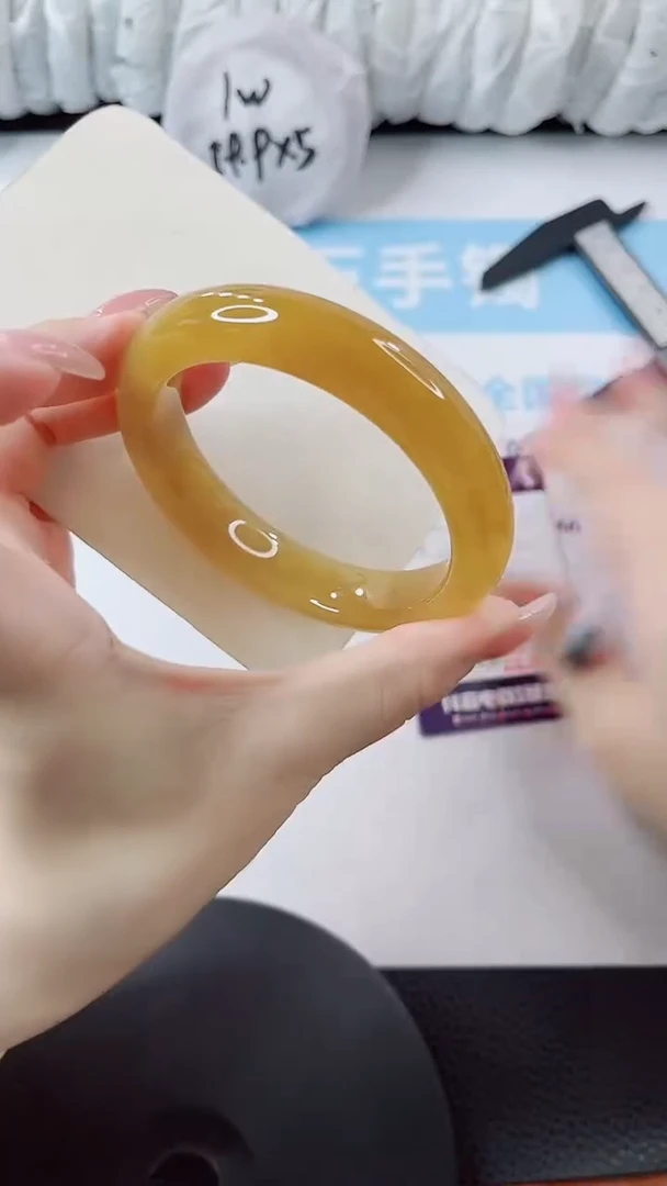 未镶嵌手镯石英质玉多样性发货L341