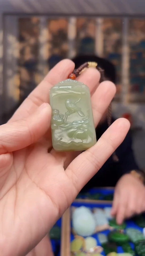 【闪购商品】和田玉挂件未镶嵌拍一发一