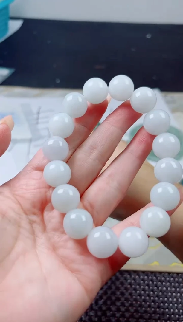 未镶嵌定制翡翠翡翠