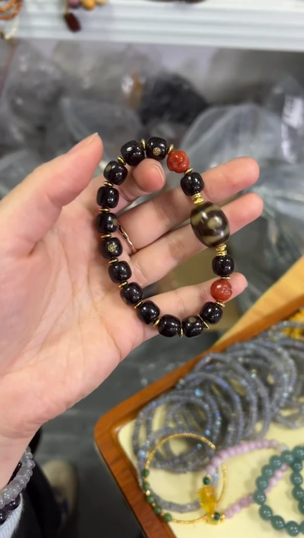 【闪购商品】玛瑙/玉髓手链未镶嵌双虎牙玛瑙珠星月手链[3969]