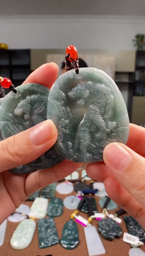 颈饰未镶嵌翡翠多样性发其一