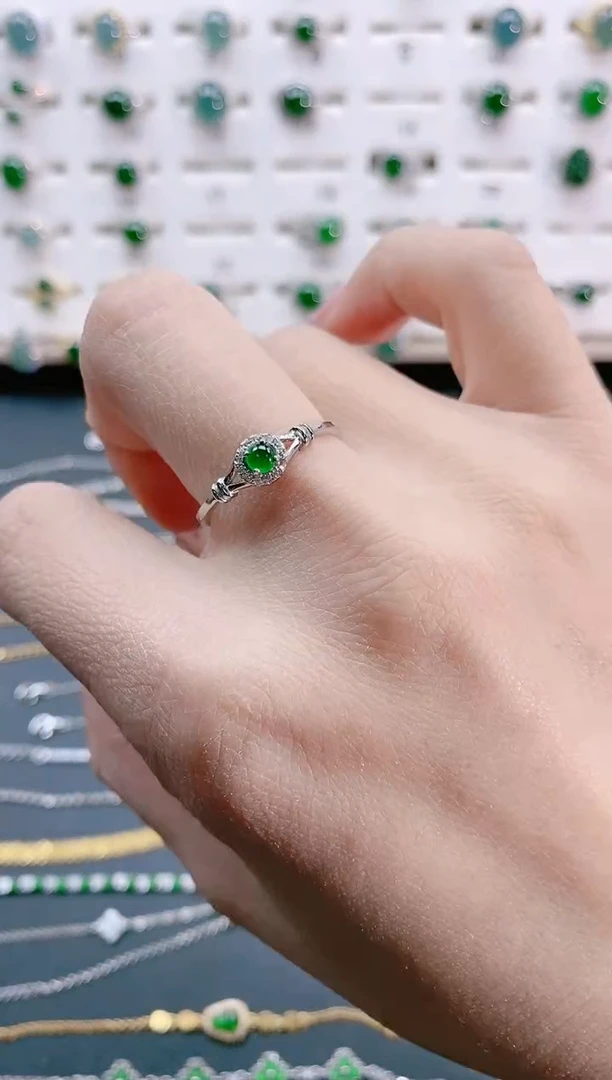 【闪购商品】翡翠戒指银S925镶嵌天然翡翠