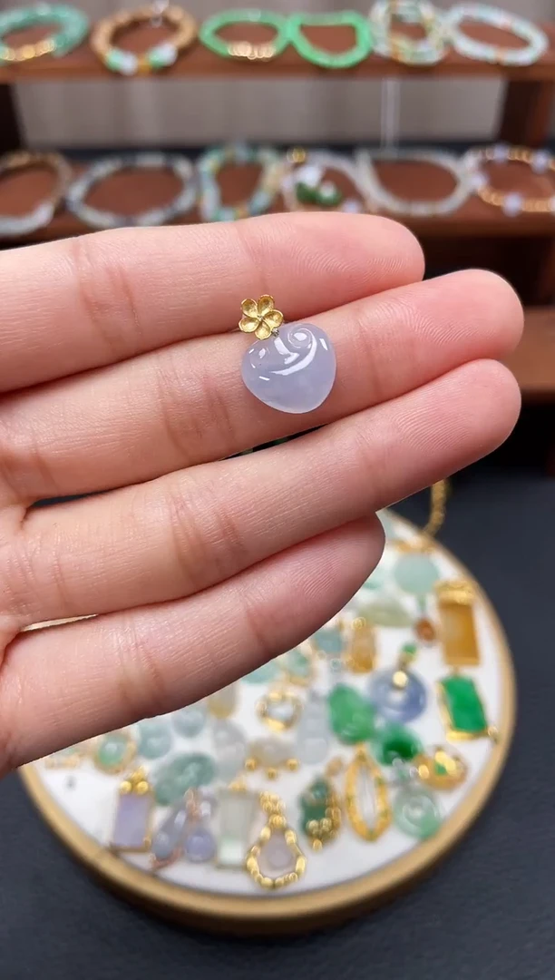 【闪购商品】翡翠吊坠(不含链)18K金镶嵌一个  JK285