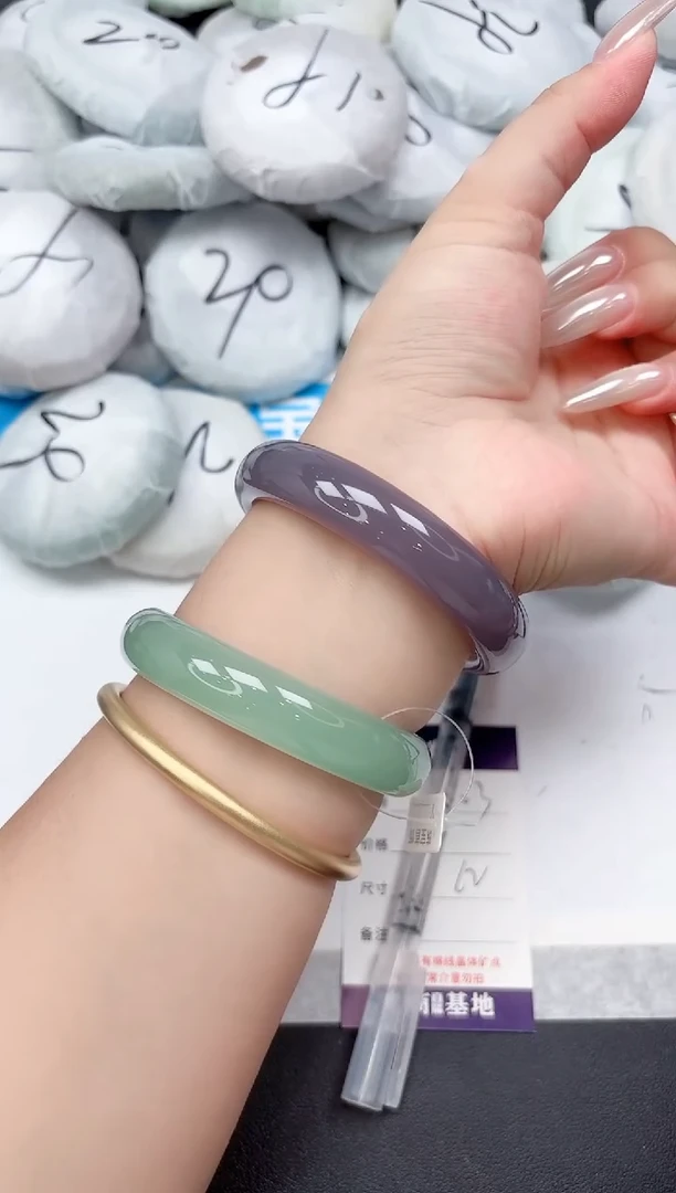 未镶嵌手镯石英质玉103-62