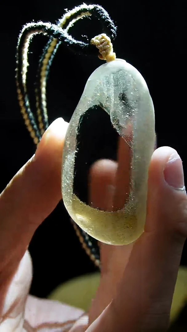吊坠(赠链)未镶嵌水晶水晶