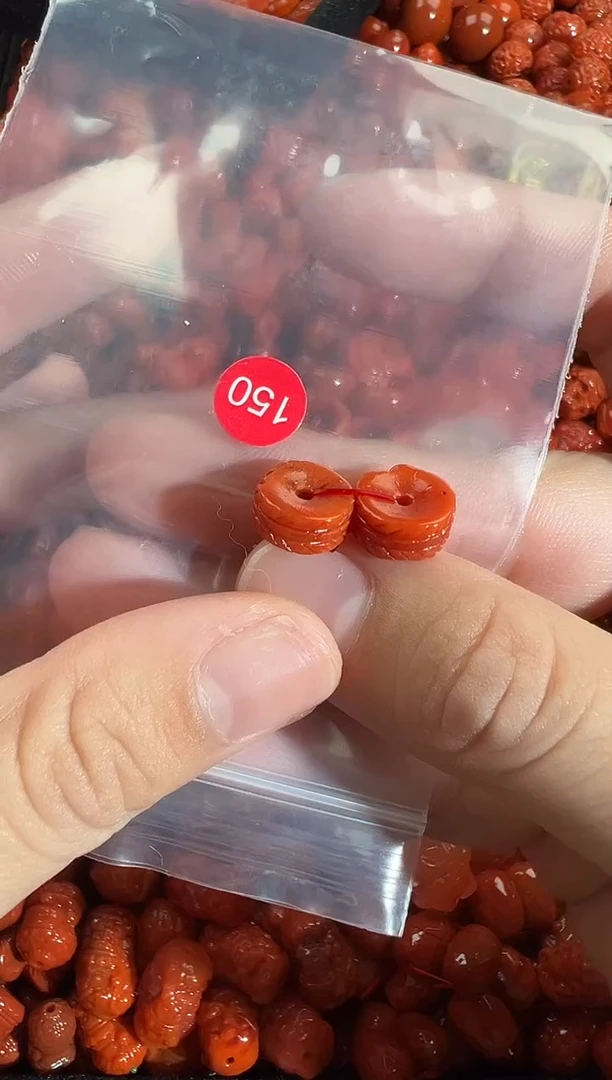 颈饰未镶嵌南红玛瑙1