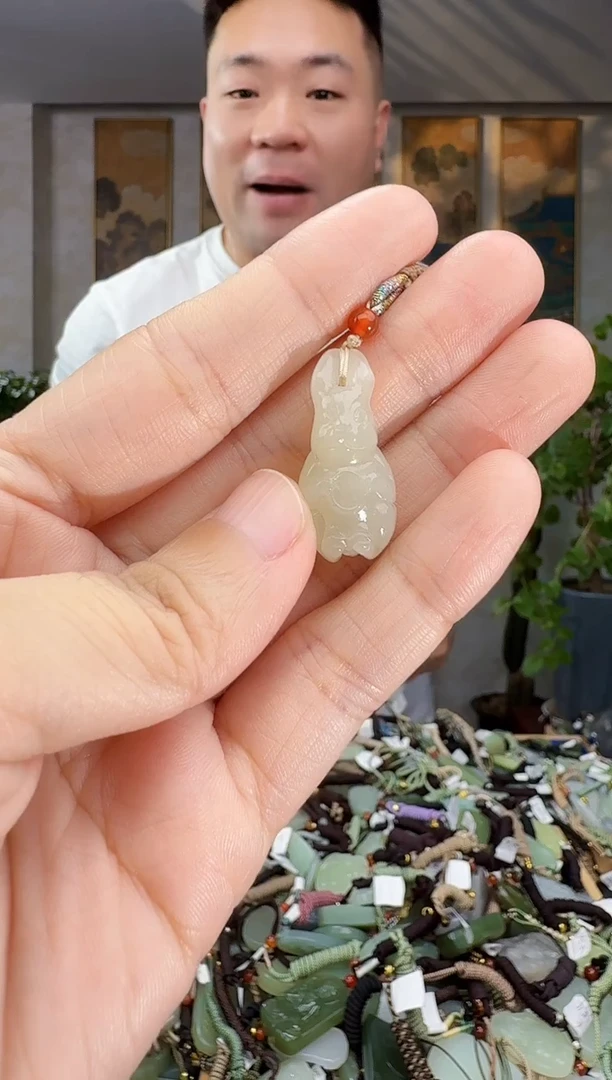 未镶嵌和田玉挂件拍一发一