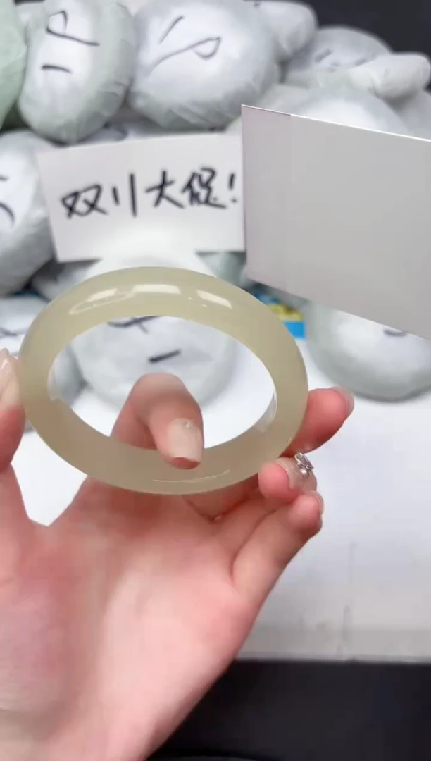 未镶嵌手镯石英质玉54-56