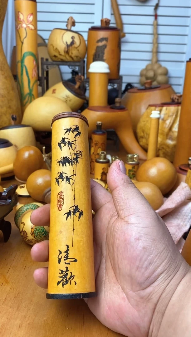 V****k呼噜呼噜呼噜呼噜葫芦