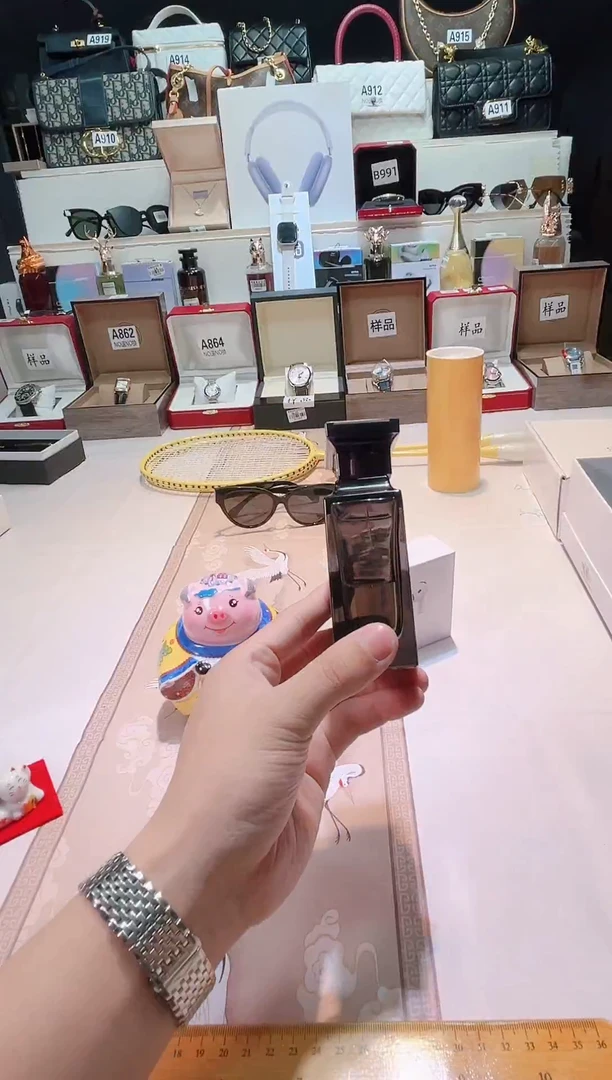 瓷片瓷器 库房到期 全部地板价@@1