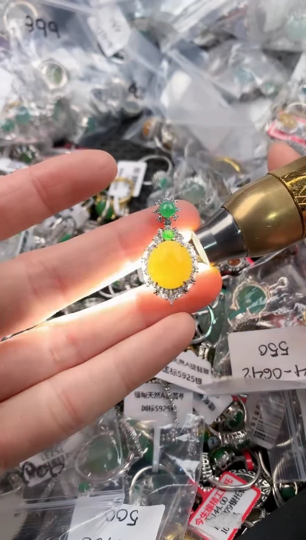 银S925镶嵌戒指翡翠3                    7