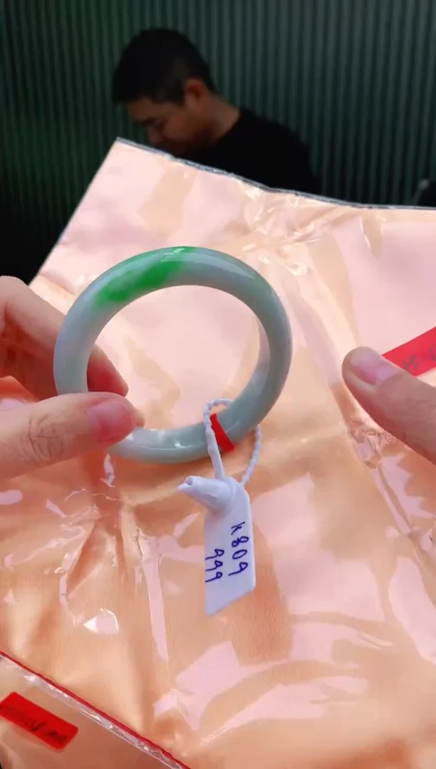 未镶嵌手镯翡翠55