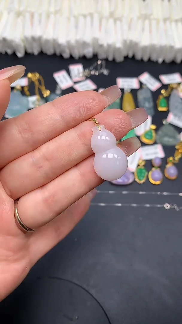 翡翠18K金镶嵌吊坠(不含链)MS188916