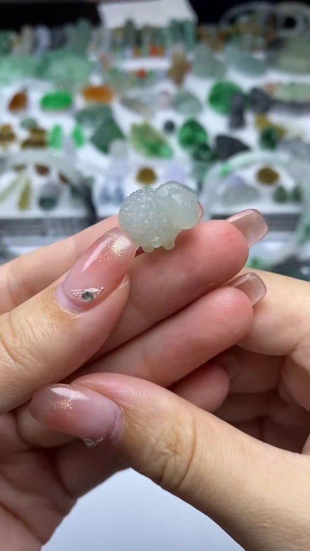 未镶嵌定制翡翠毛货定制不退不换