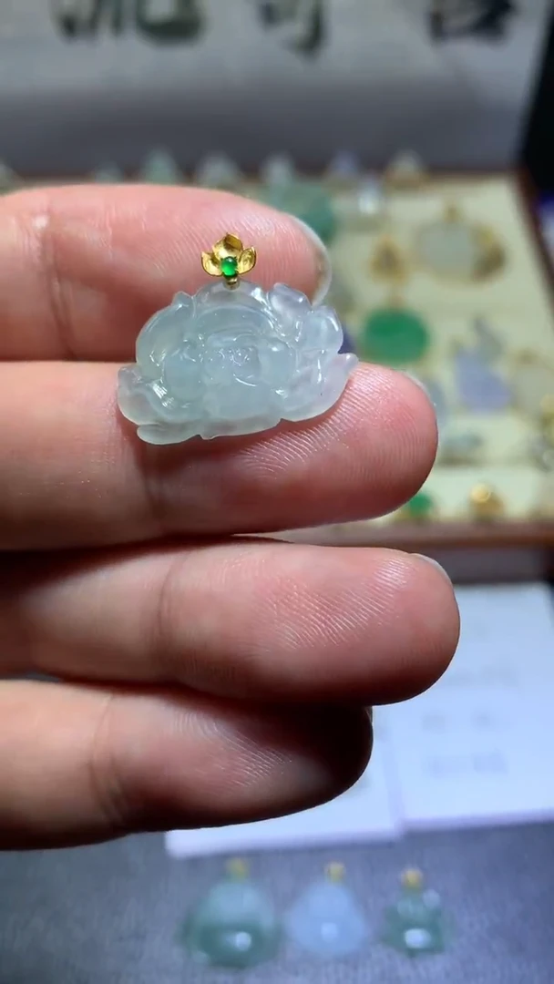 【闪购商品】翡翠颈饰18K金镶嵌 0100天然缅甸翡翠A货