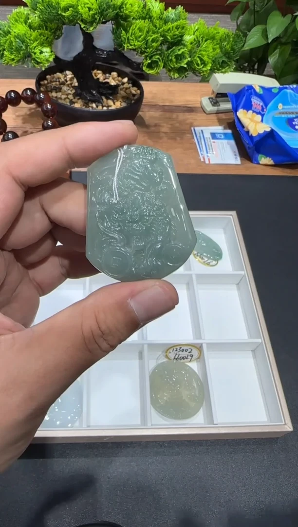 未镶嵌挂件翡翠A货翡翠多样性孤品