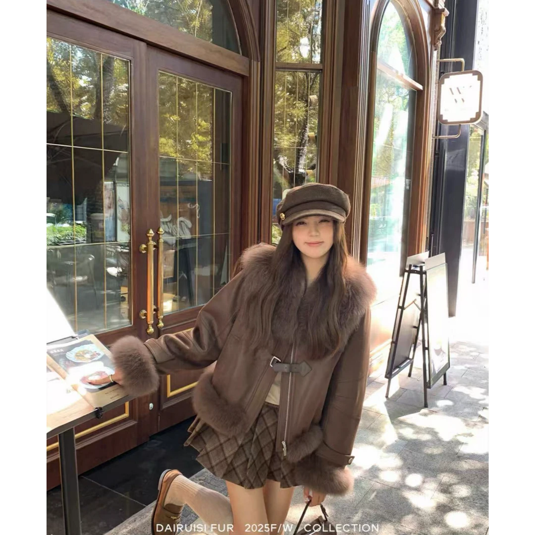 黛瑞丝“日耳曼”狐狸毛领外套女毛毛袖口小个子外套冬