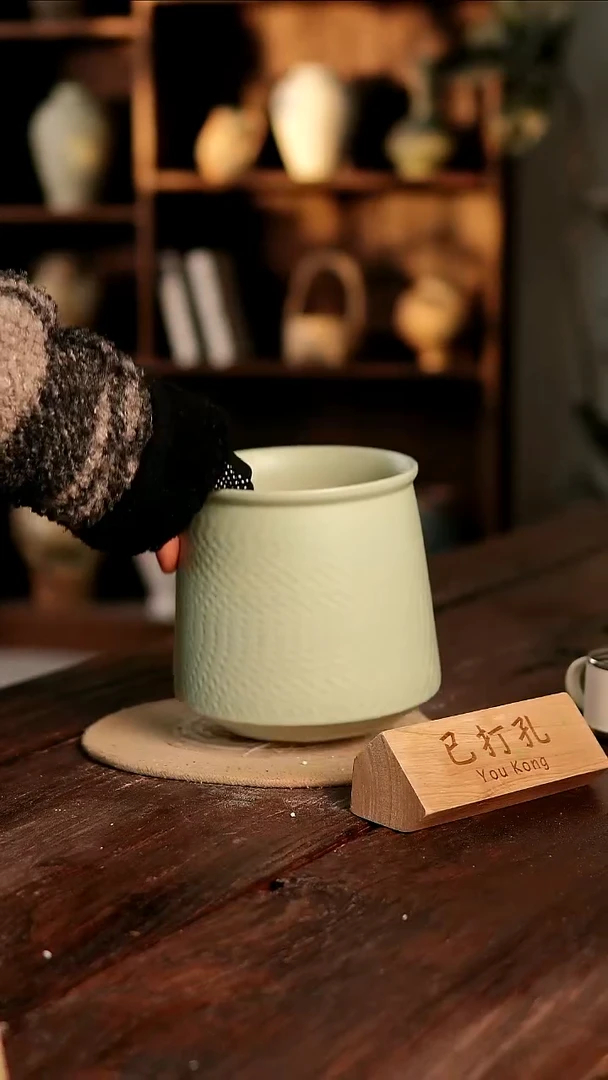 摆件29-76高16口15误差2已打孔