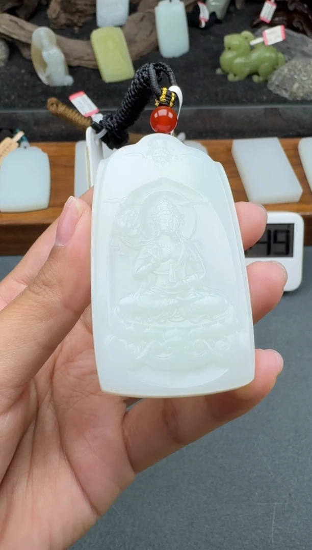 颈饰未镶嵌和田玉1