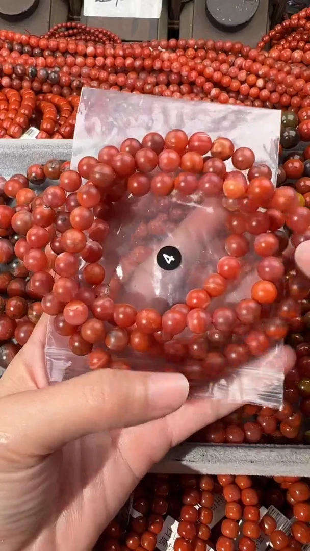 南红玛瑙手串未镶嵌酉**觉1