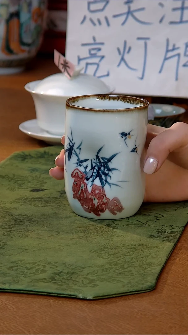 【质价比心选】手绘青花釉里红手捏杯