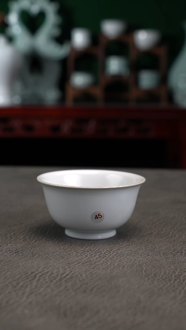 45号月白压手杯无纹有瑕福利~帆