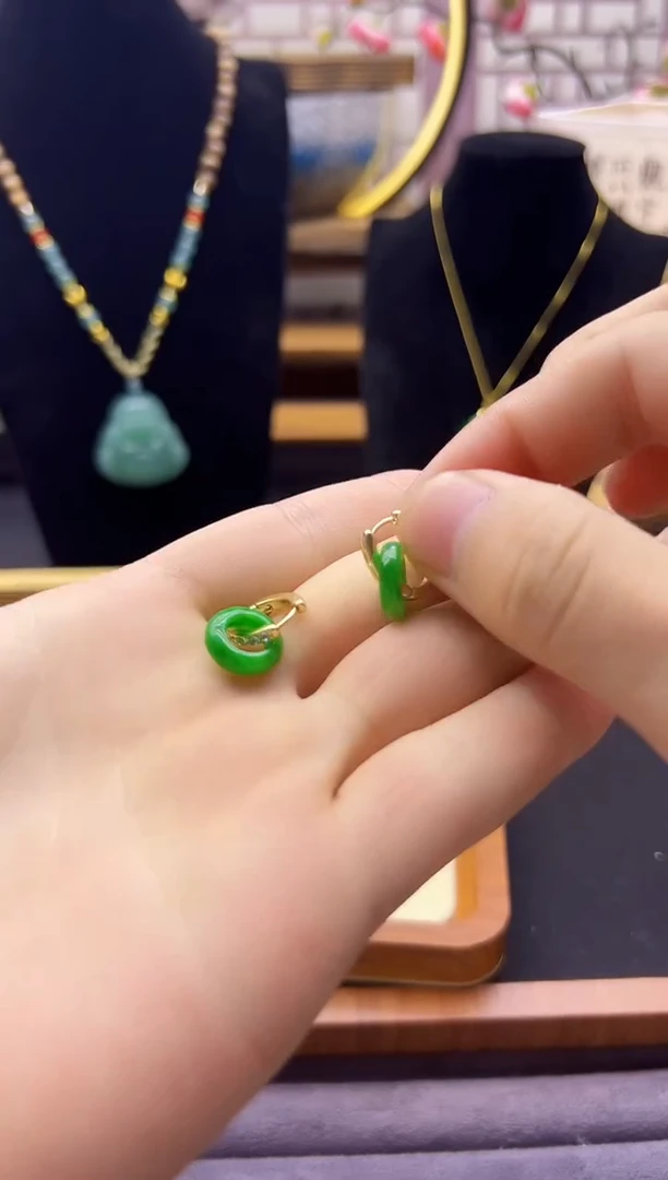 【闪购商品】翡翠颈饰14K金镶嵌E251