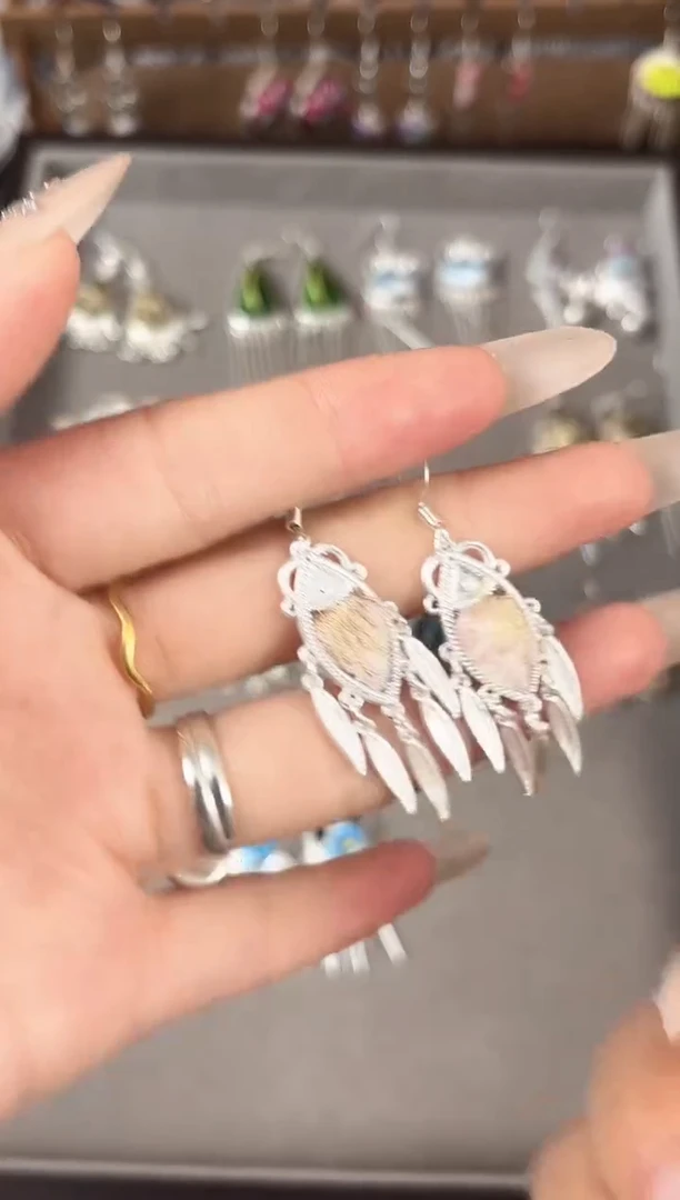 织绣 民族风非遗老绣饰品658