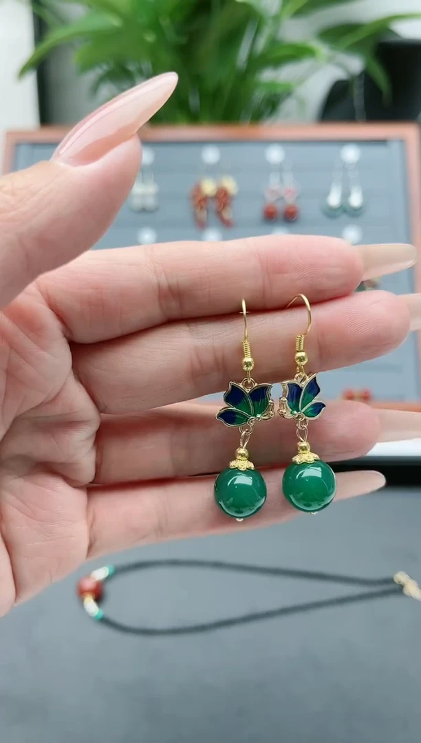 【闪购商品】玛瑙/玉髓耳饰银S925镀金镶嵌8822绿蝴蝶