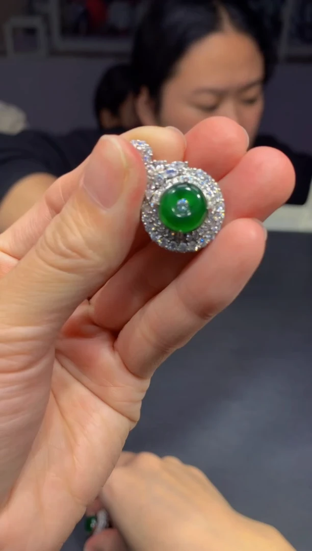 【闪购商品】定制翡翠未镶嵌63多样性发货(发其一）