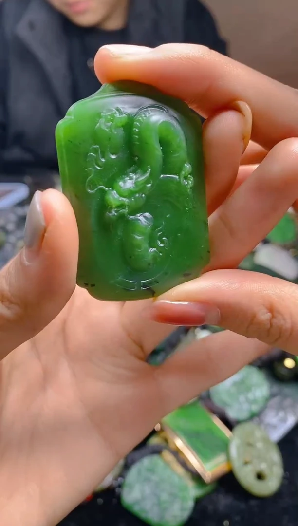 未镶嵌和田玉珠宝半成品1