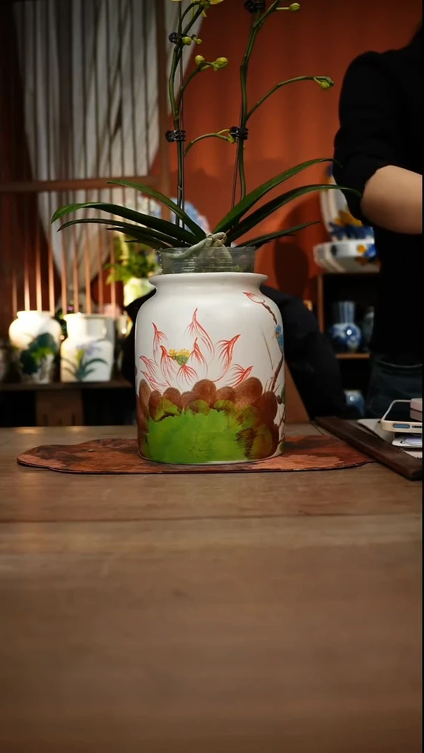 当代高温釉下彩手绘陶瓷餐具