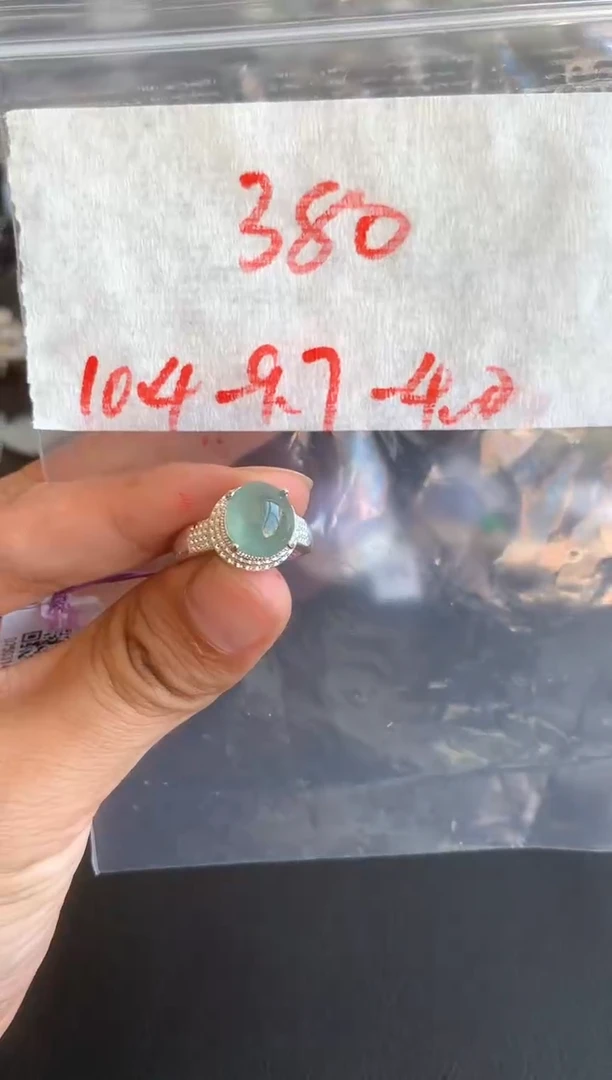 未镶嵌定制翡翠缅甸A货翡翠，拍一发一