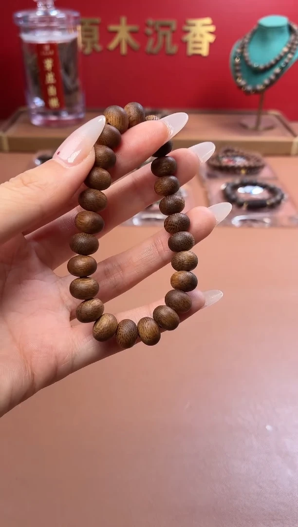 沉香手串越南芽庄雷击黄棋10mm算盘珠沉水料
