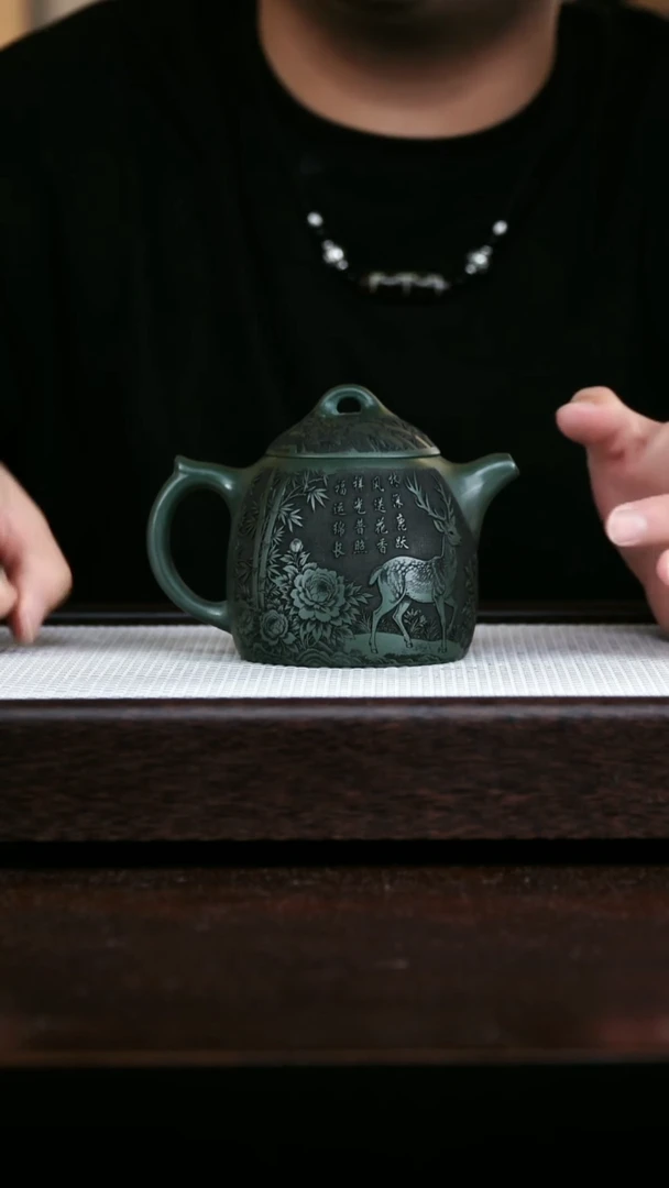茶壶紫砂绿泥秦权鹿300cc