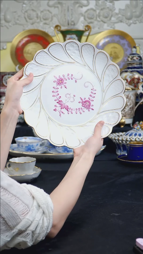 骨瓷婷婷中古器物如图所示59
