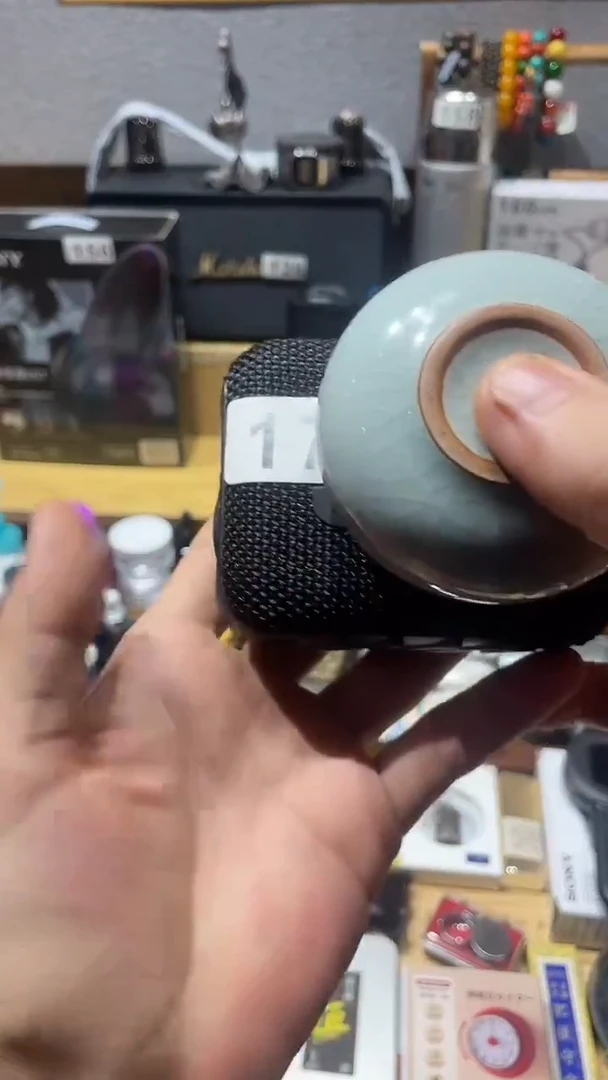 瓷片闪购商品 如图所示