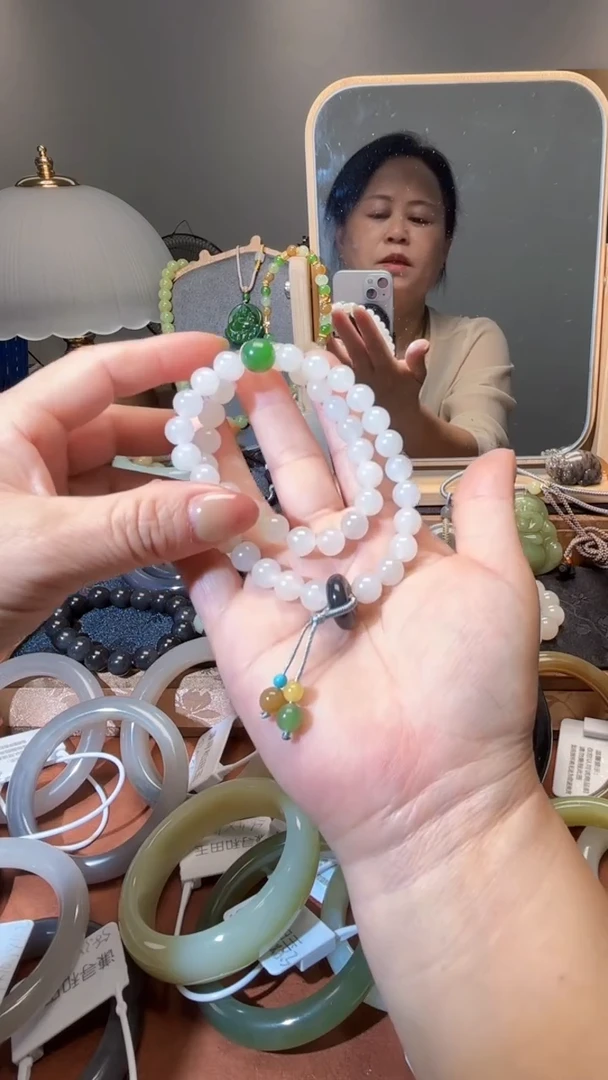 手串未镶嵌和田玉1