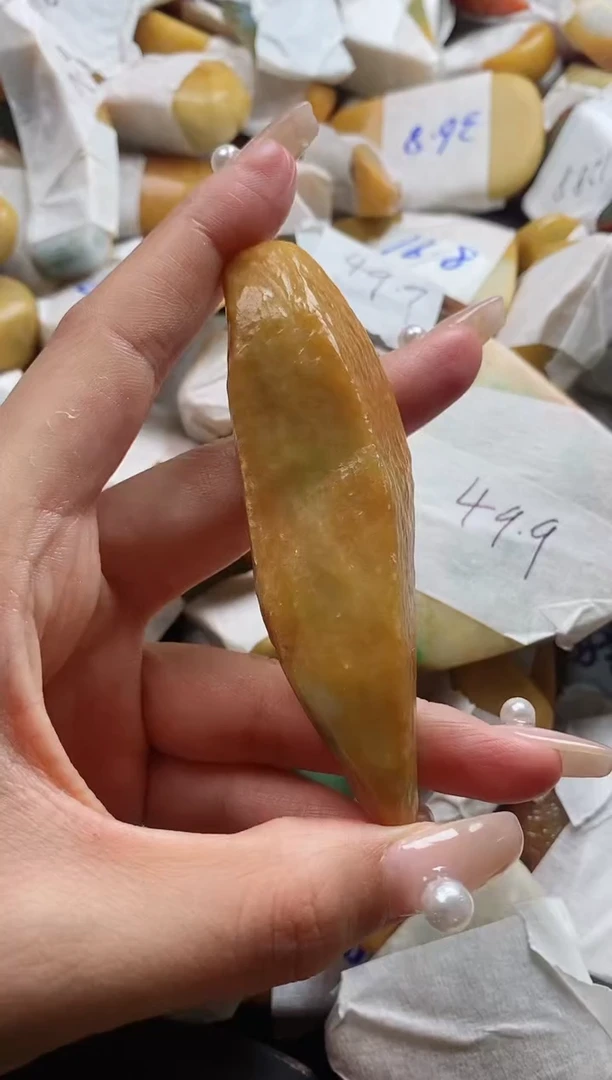 翡翠裸石翡翠挂件裸石