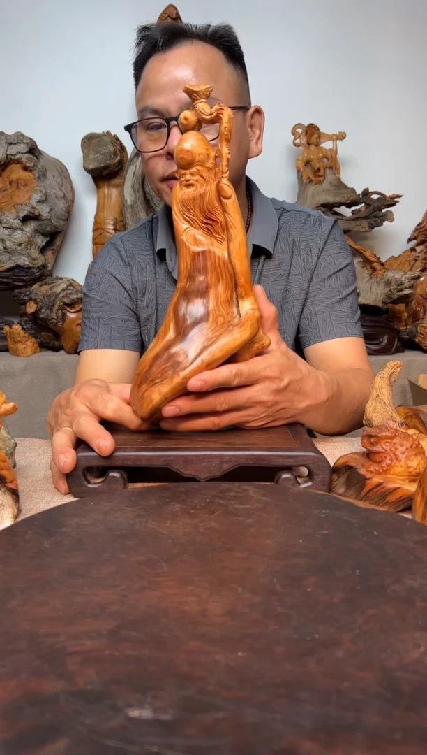 柏木（崖柏）崖柏雕刻件